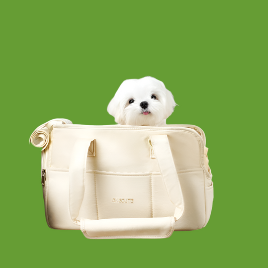 Les animaux sortent et emballent les chiots. Les sacs portables à une épaule conviennent aux chats et aux petits chiens à porter à l'extérieur plutôt qu'aux ours.