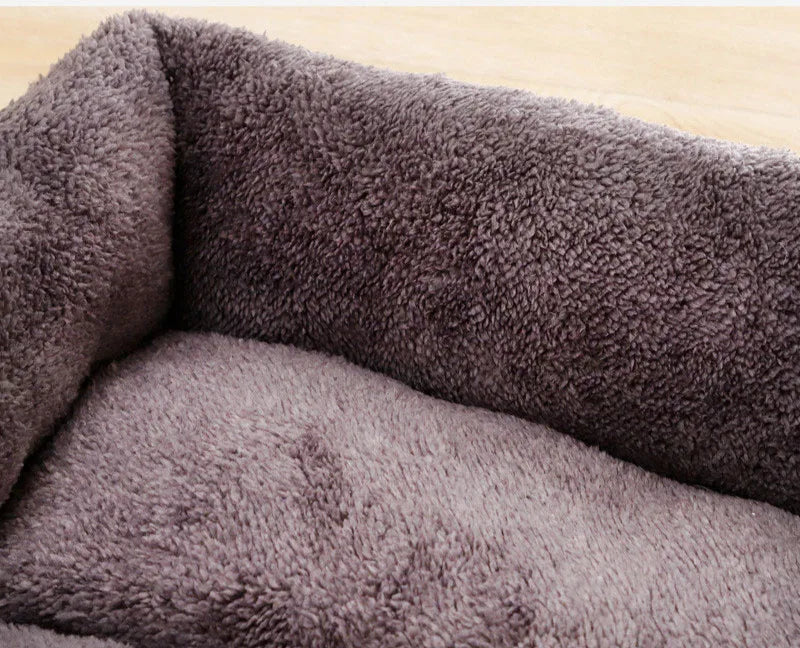 Chenil noir en peluche pour chien, grand, moyen et petit lit de couchage pour chien, antidérapant et résistant aux morsures, tapis de couchage pour animaux de compagnie